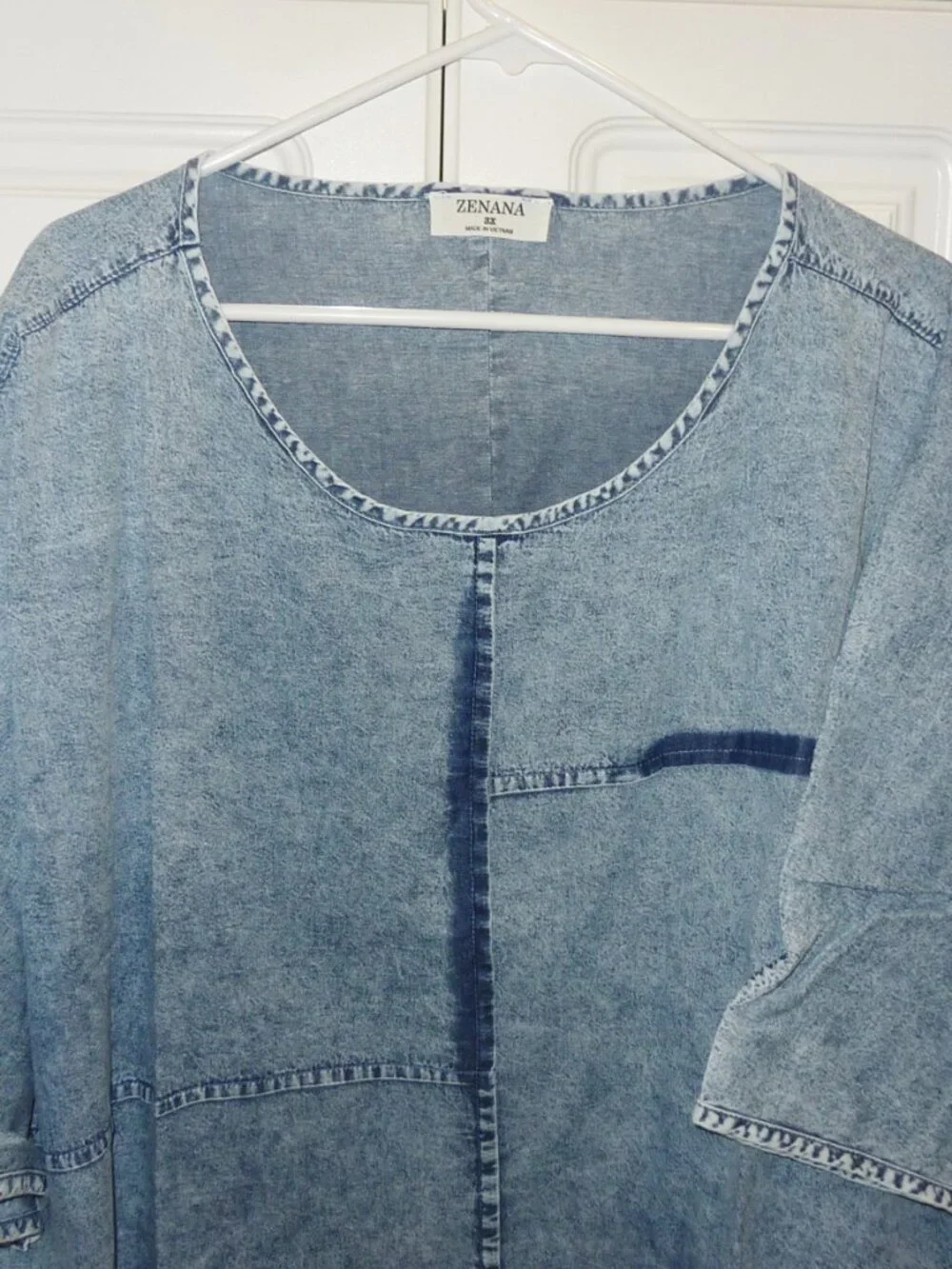 NWT Zenana Medium Blue Chambray Crewneck SS Shirt Size 3X - Picture 3 of 4